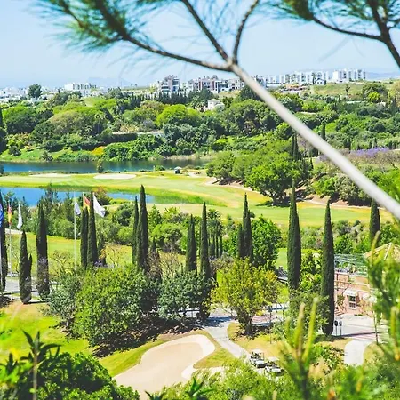 Exclusivo En Flamingos Golf Apartment